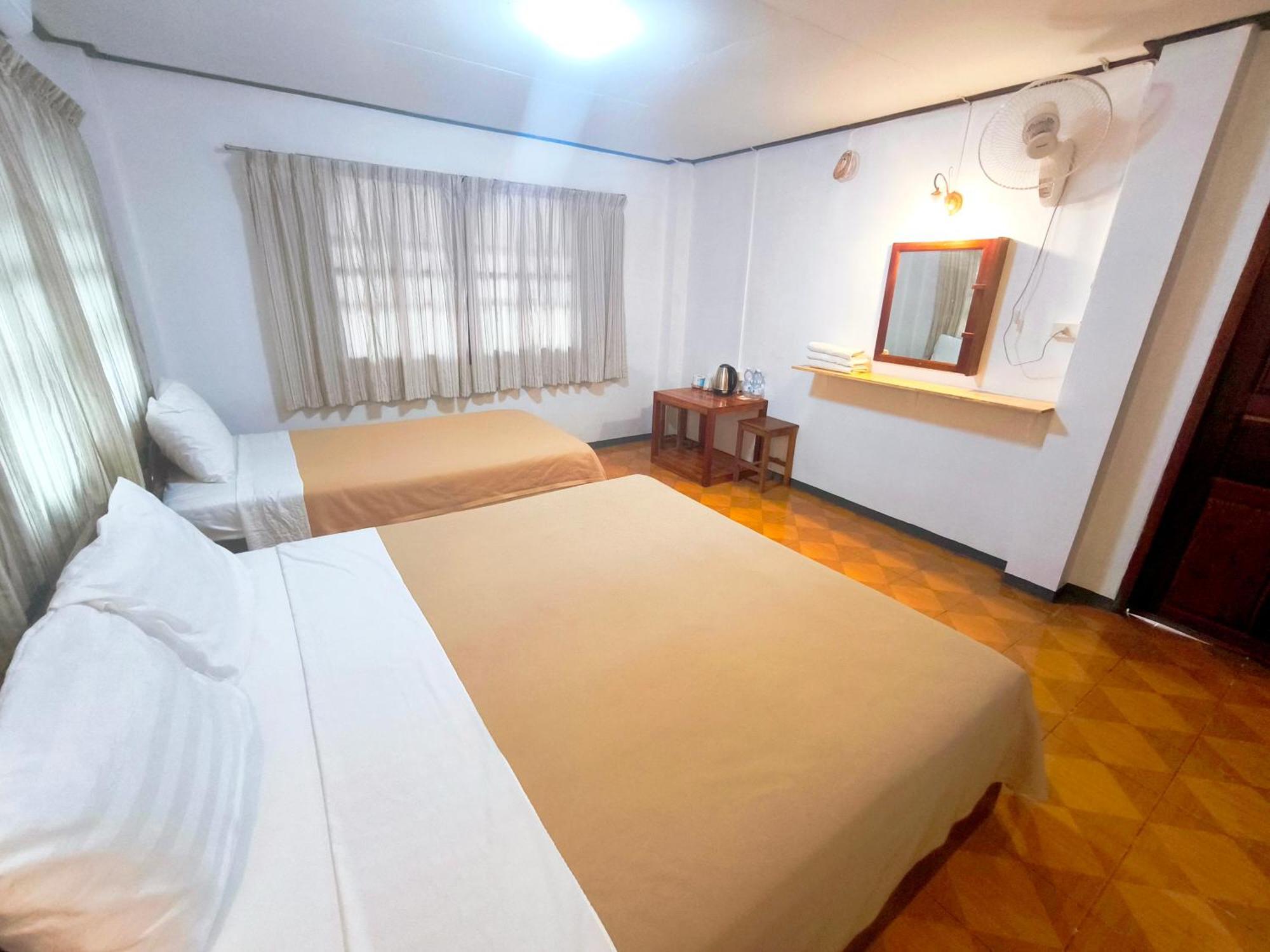 Sabaydee Guesthouse Ban Houayxay Cameră foto